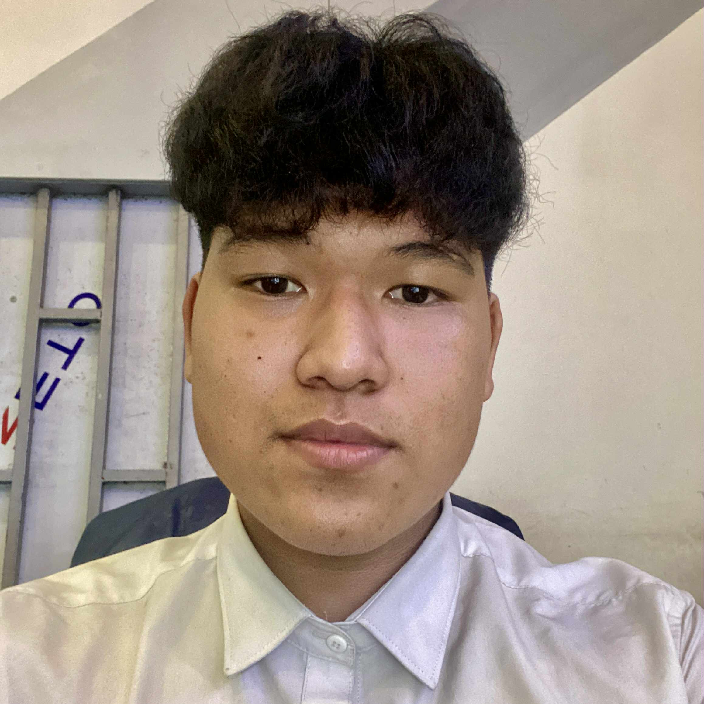 Avar Ứng viên