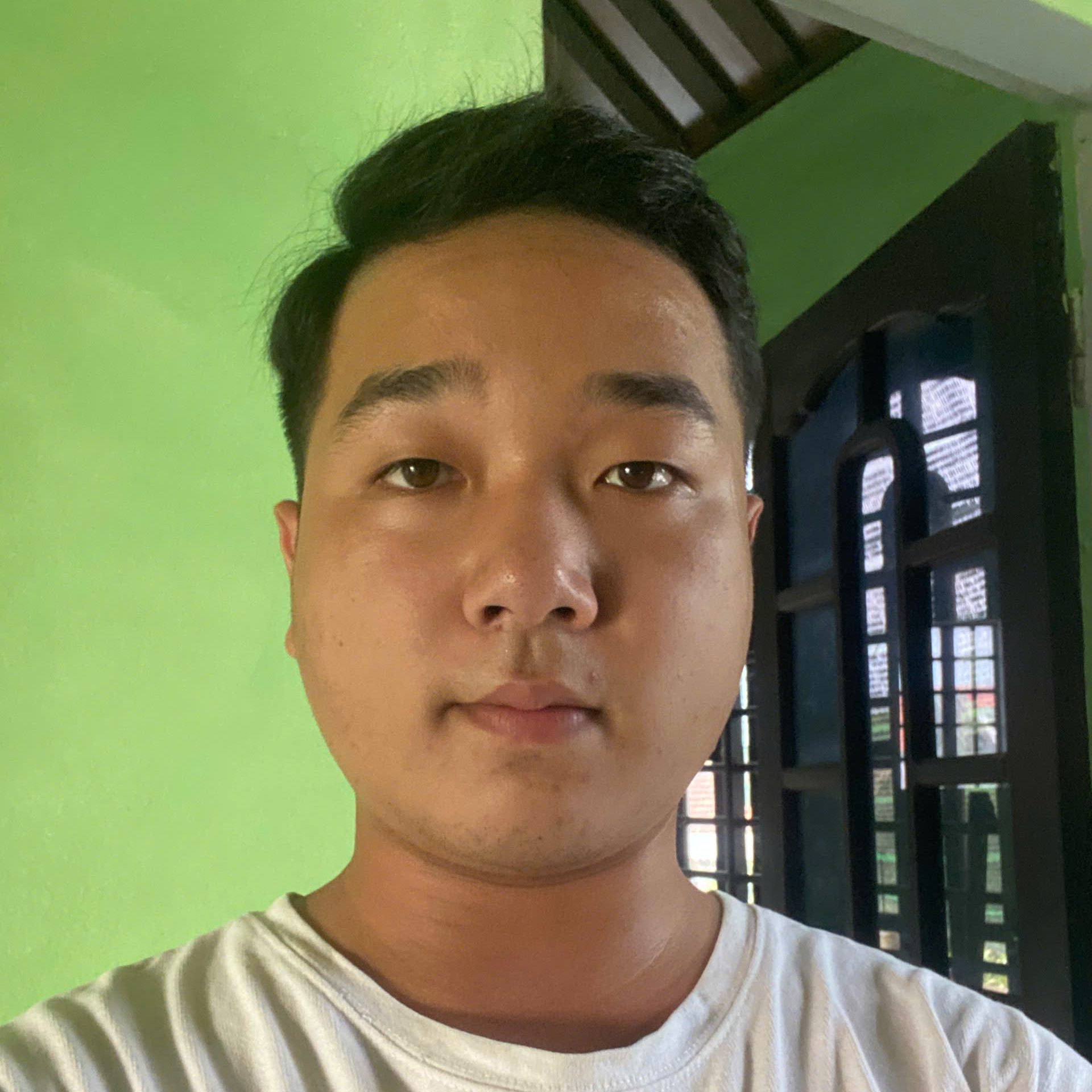 Avar Ứng viên