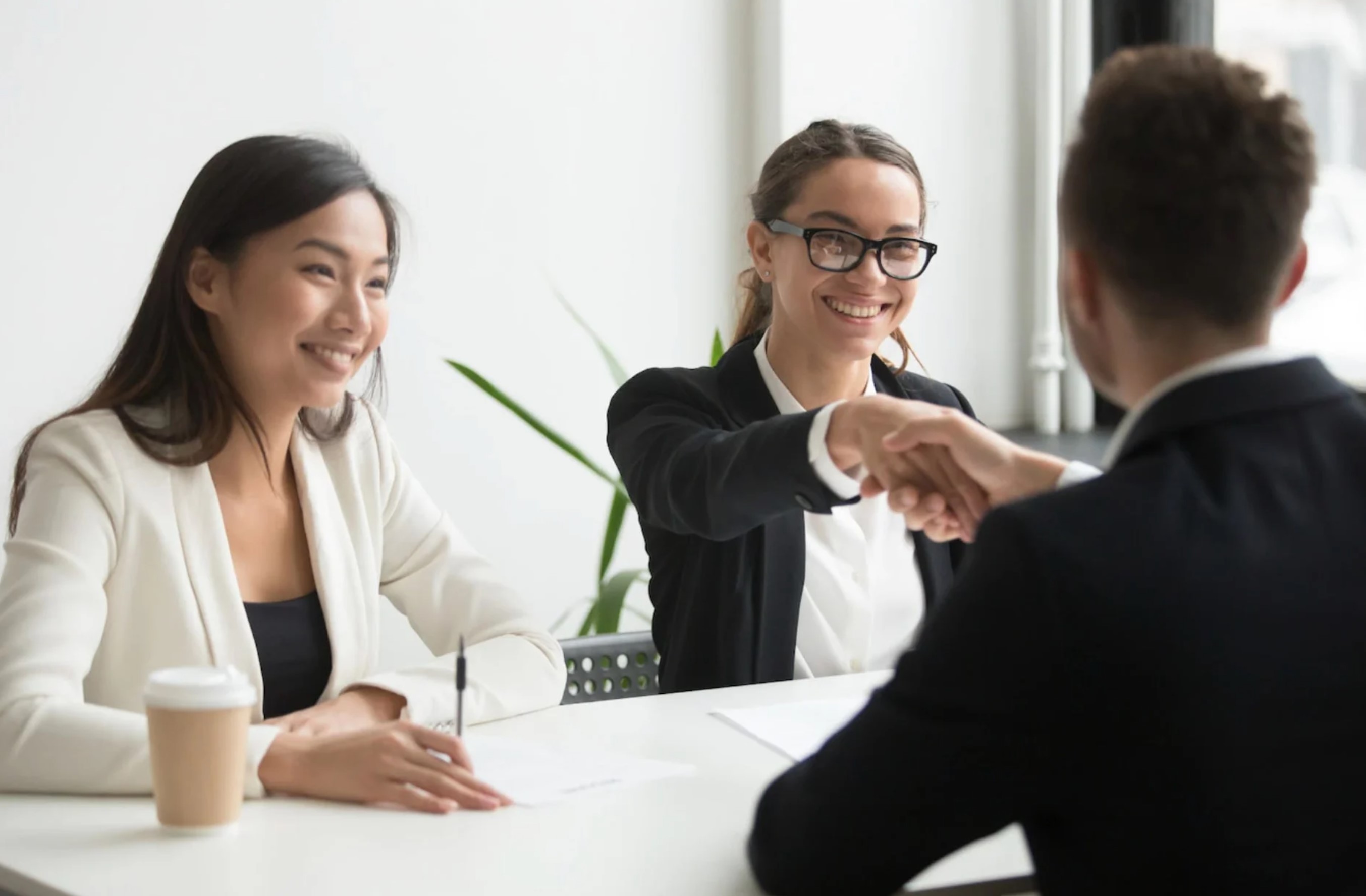 CV bạn có trả lời được những câu hỏi thầm lặng của nhà tuyển dụng?