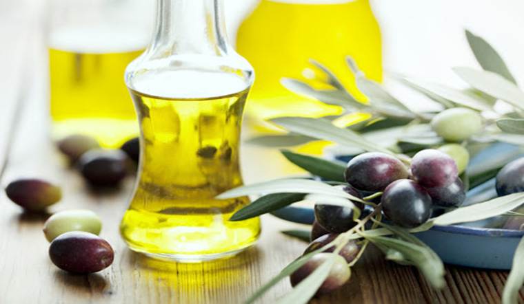 Mở rộng trải nghiệm nghề nghiệp qua kỳ thực tập tại công ty mỹ phẩm, phòng lab hoặc trang trại Jojoba.