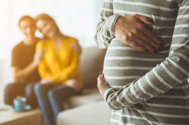 Vai trò then chốt của người cha khi thực hiện mang thai hộ